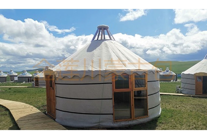 呼倫貝爾市186彩帶河風景區(qū)